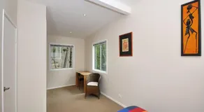 Fantastic Position - Pet Friendly - Image 3