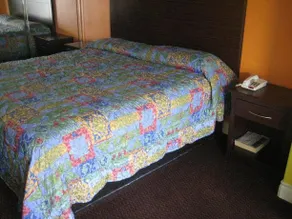 Scottish Inn Channelview - Image 5