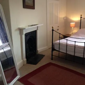 Moat Hill House - Image 4