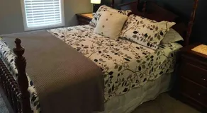 Charming Home in Friendly Neighborhood - Image 3