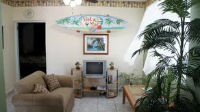 Vista Del Mar Apartments - Image 2