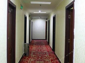 Huaxing Hotel - Image 2