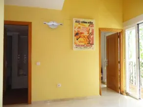 Beach Oasis Holiday Home - Image 2
