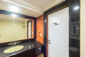 Hotel Swarna Palace - Image 5