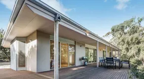 Acacia Lakehouse - Image 2