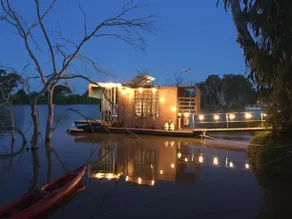 Bill's Boathouse - Image 4