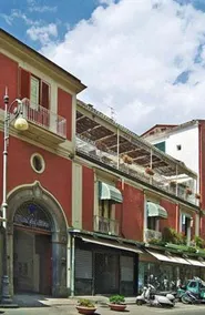 Topservice Hotel - Image 1