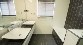 Modern Luxury Ocean Views - Image 2