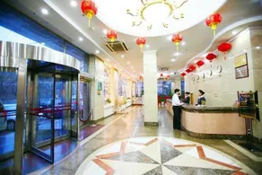 Huasai Hotel (Dalian Railway Station Branch) - Image 2
