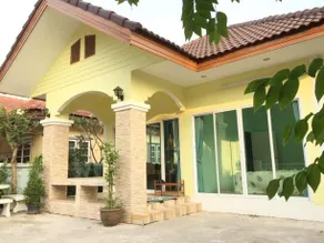 Baan Tong Suk Bangsaen - Image 1