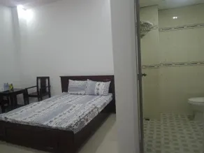 Ngan Ha Hotel - Image 5