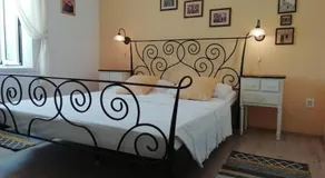 Guesthouse Kod Tri Palme - Image 5