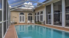 Stylish Palm Beach Gardens Apartment w/Pvt Pool - Image 5