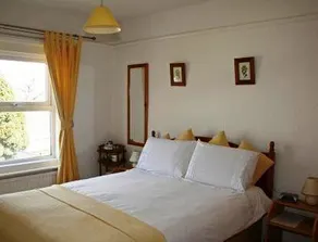 Moores' Restaurant & Rooms - Image 2