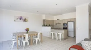Dolphin Views Unit 5 of 14 Dolphin St - Image 3