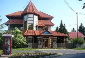 Porkolab Apartmanhaz - Image 2