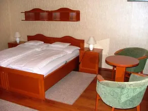 Erdogyoengye Panzio - Image 5