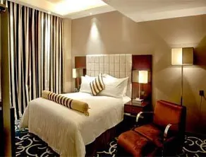 Ramada Plaza Zhengzhou - Image 5