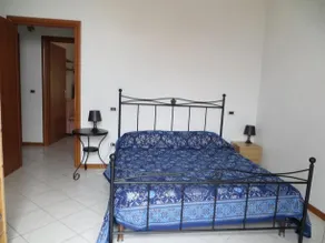 La Casa Gialla - Image 5