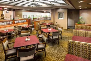 Radisson Hotel Bismarck - Image 4