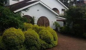 Homelystay Guesthouse - Image 2