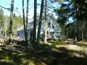 Oceanfront Hancock Cottage - Image 5