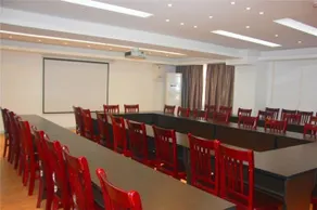 City Convenience Hotel Yichang Wuyi Square - Image 5