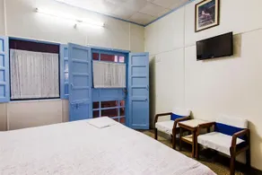 Arun Hotel - Image 2