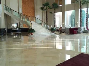 Yilong Grand Hotel - Image 3