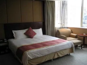 Ruitai Jing'an Hotel Shanghai - Image 3