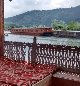 Omar Khayam House Boats - Image 3