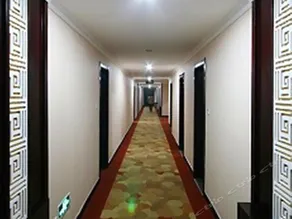 Ruili Hotel - Image 3