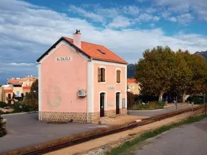Esquinade Hotel - Image 2