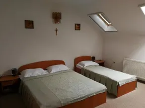 Hotel Lotus - Image 4
