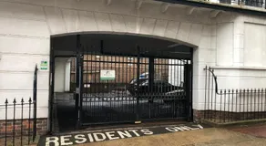 Burlington Street with Free Parking Nr Btn College, Hospital & Seafront - Image 2