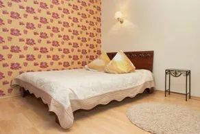 Old Town Apartments - Image 4