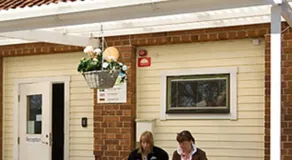 Railway Hostel - Image 2