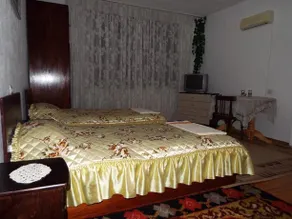 Albena Guest Rooms - Image 3