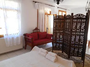 ΧENONAS KOURITES - Image 5