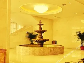 Head Holiday Hotel - Image 5