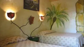 Hotel Roca Verde - Image 2
