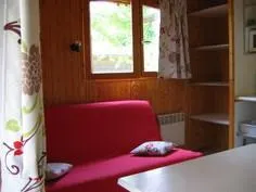 Camping Le Hameau Du Petit Lay - Image 2