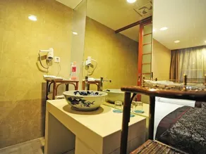 Mingjiu HoteL - Image 5