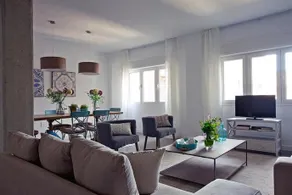 Apartamentos Living4Malaga Deluxe - Image 2