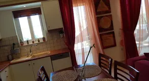 'Seaside Paradise' Elegant Apartment in Nea Makri - Image 5