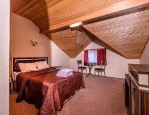Hotel Arif - Image 1