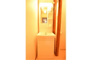 GORAKU UNIVERSAL BAY HOUSE - Image 2