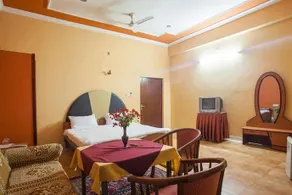 Hotel Rajshree - Image 4