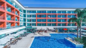 Aquashow Park Hotel - Image 2