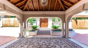 TOP QUALITY VILLA SIERRA BLANCA THE MOST DISIRABLE AREA ON THE GOLDEN MILE MARBELLA - Image 4